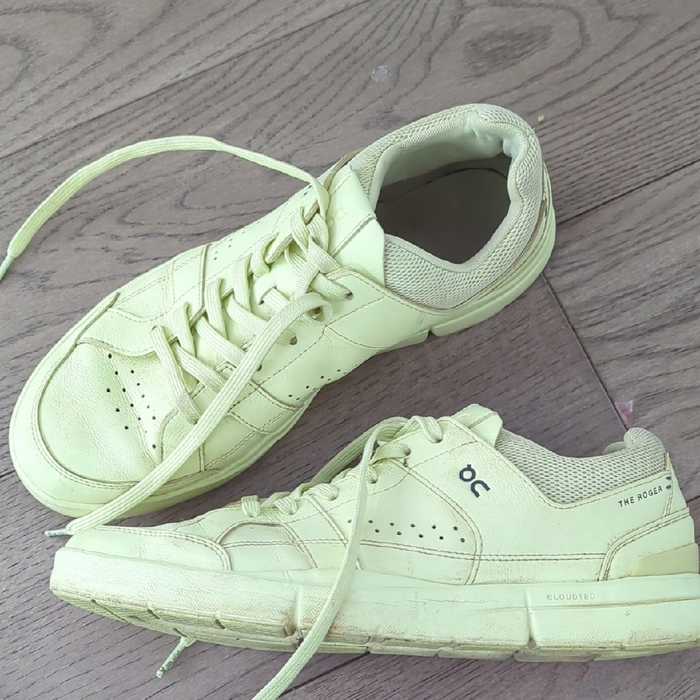 ON Roger Federer Men's Yellow Sneakers-size 11